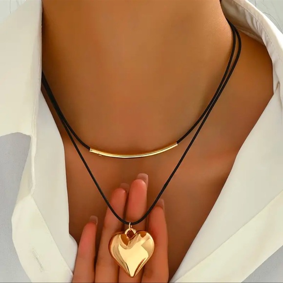 Gold Heart Black Layered Cord Necklace New - Picture 3 of 6